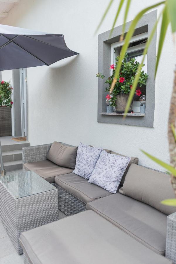 Orchideen Apartment วิลลาค ภายนอก รูปภาพ